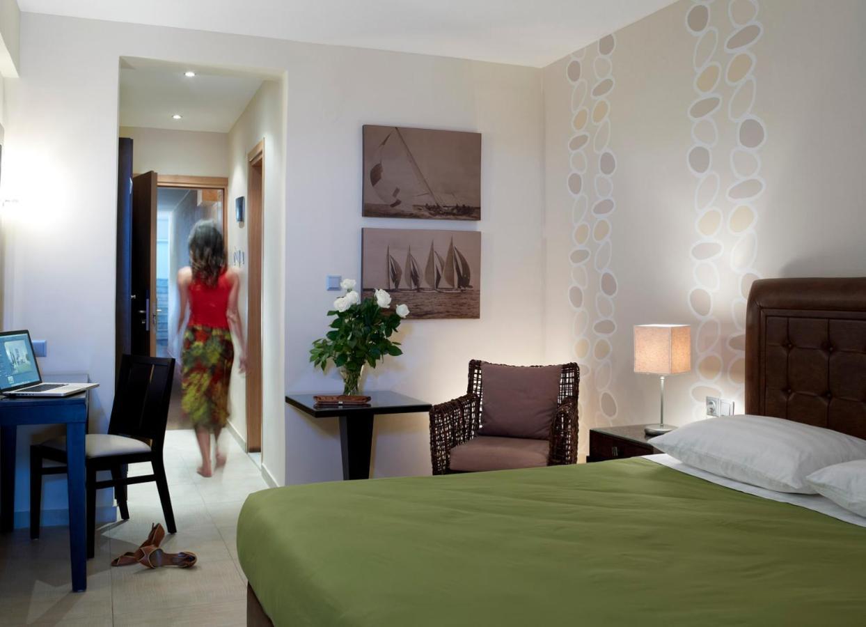Belle Helene Hotel Vathí Eksteriør bilde