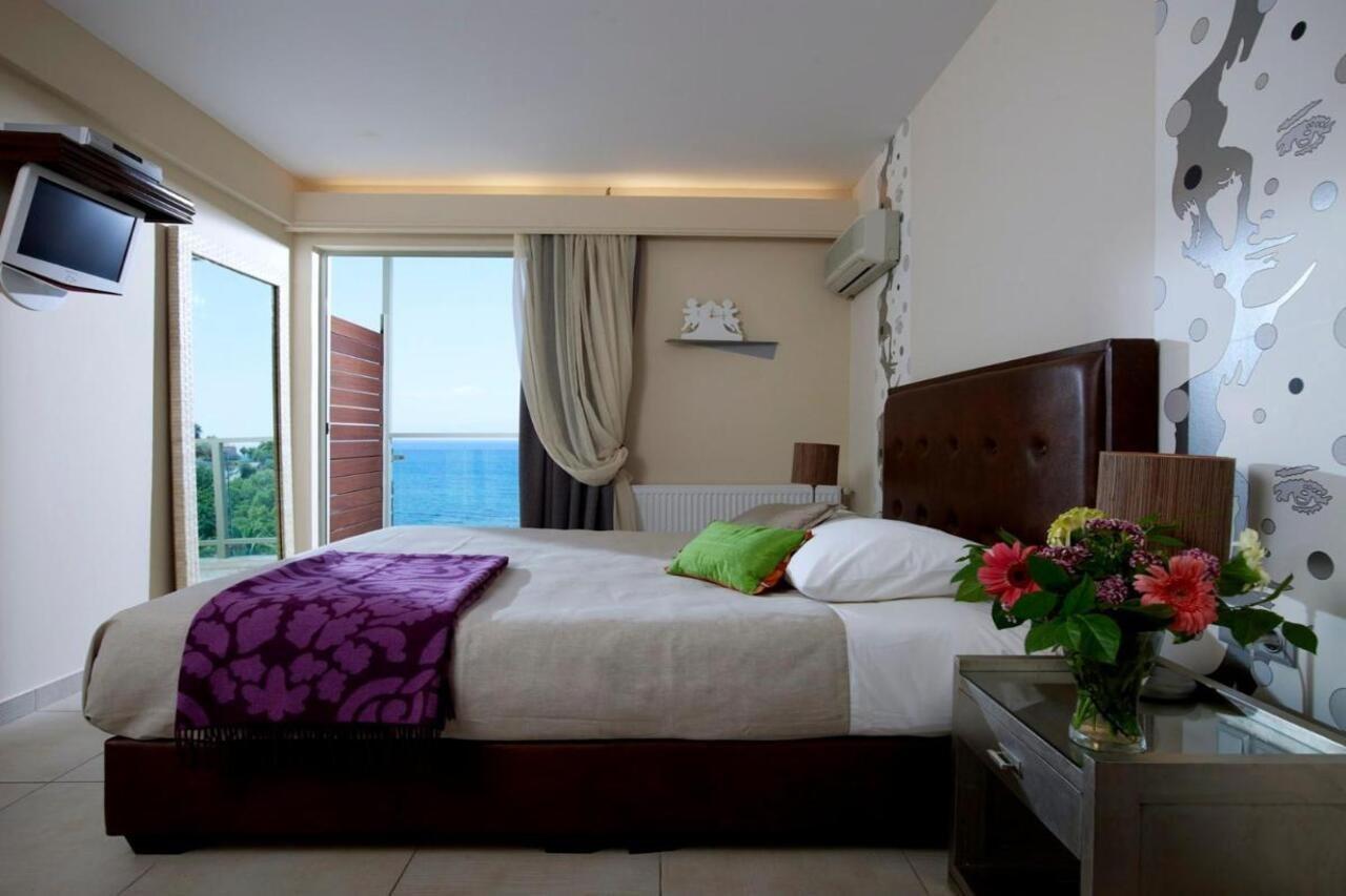 Belle Helene Hotel Vathí Rom bilde
